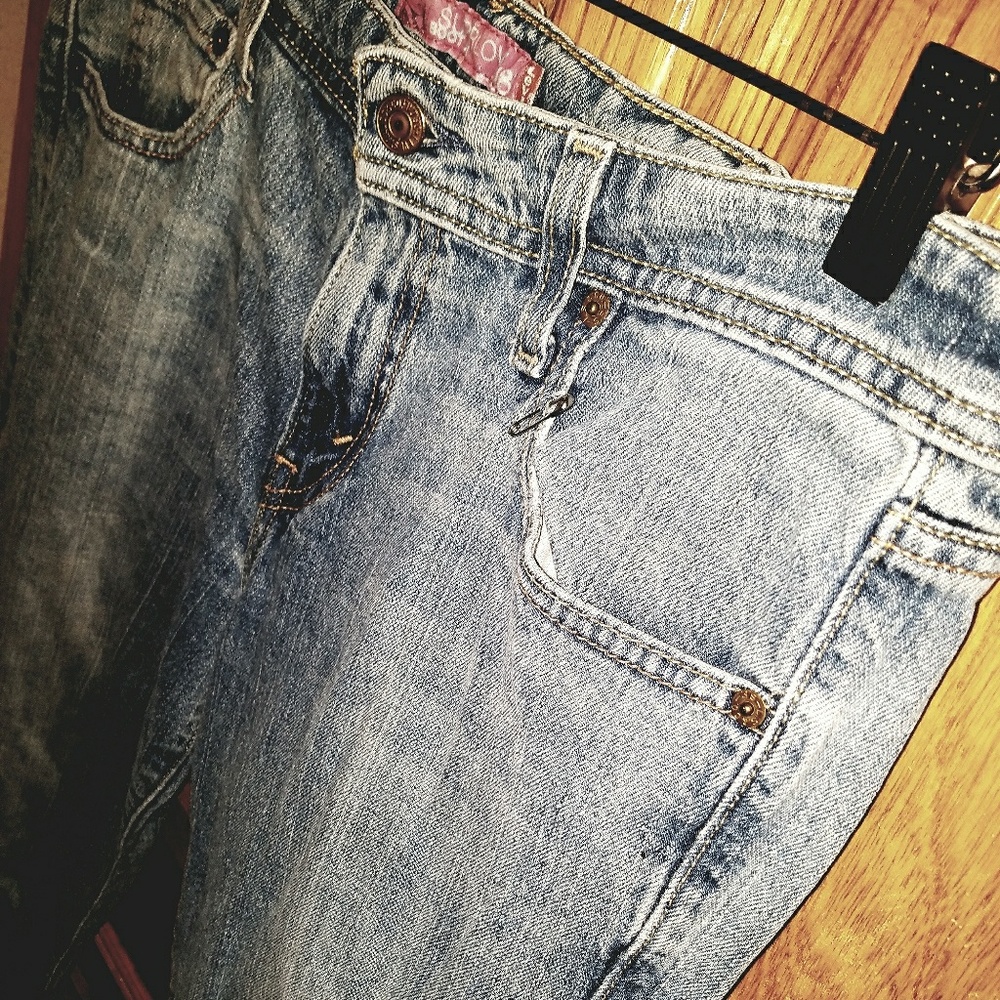Jeans